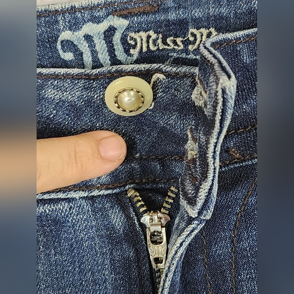 Miss Me classic, distressed, embellished bootcut jeans Size 26 - Picture 14 of 14